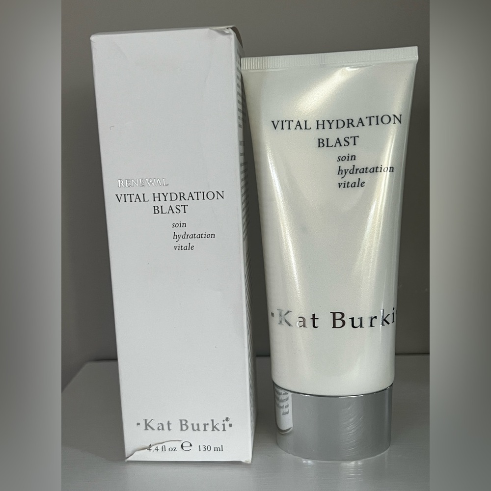 NIB Renewal Vital Hydration Blast - Kat Burke 4.4 oz